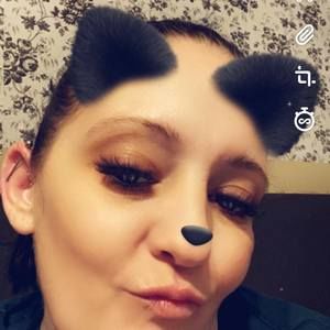 Meet your Posher, Alicia